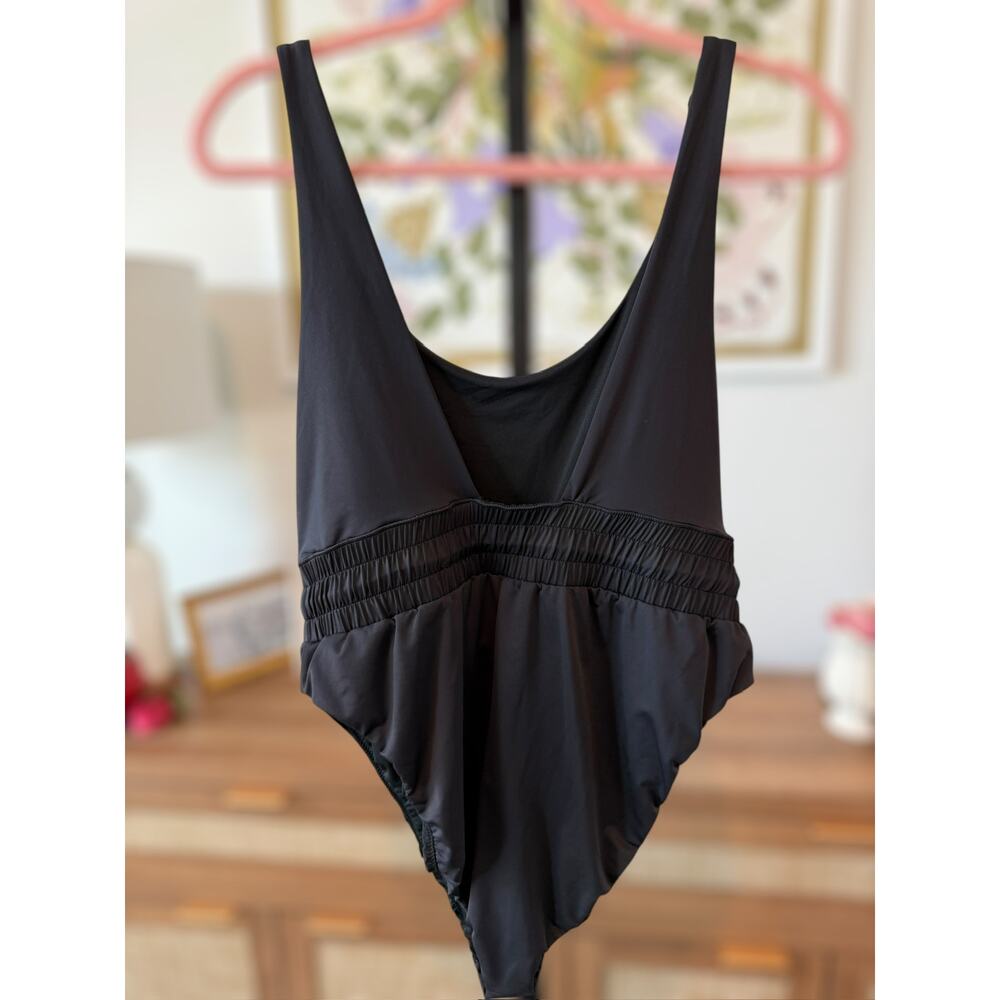 New Good American Waist Framer One Piece Swimsuit in Black Size 2XL - Picture 4 of 8